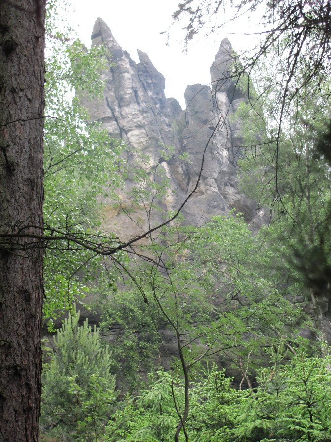 Seniorenfahrt 2012 033.jpg - Reste des Neuberturmes
